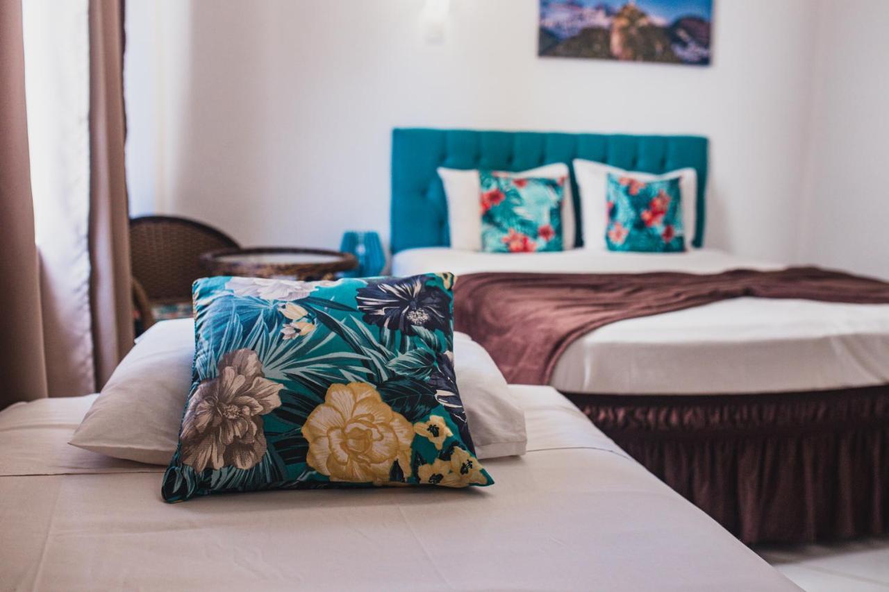 Hotel Novo Biarritz Copacabana Рио де Жанейро Екстериор снимка