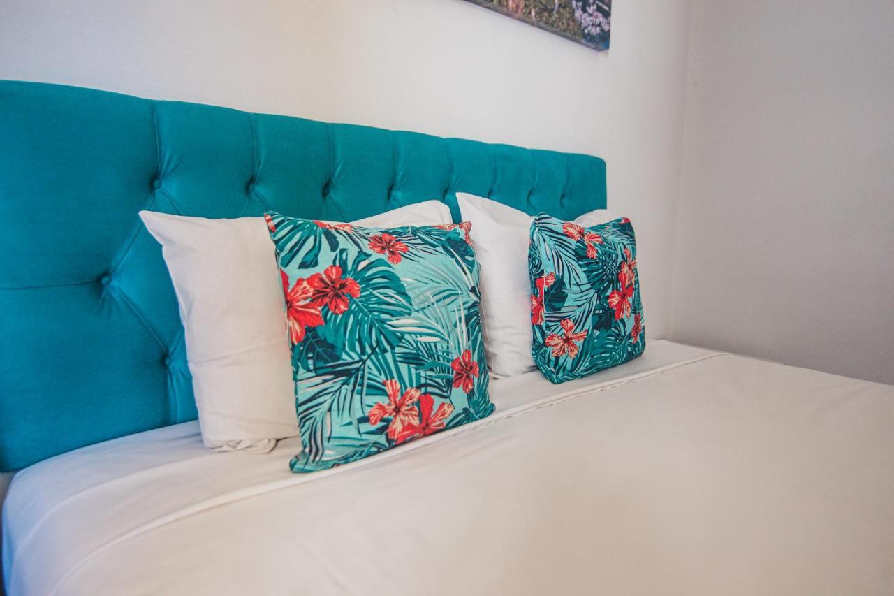 Hotel Novo Biarritz Copacabana Рио де Жанейро Екстериор снимка